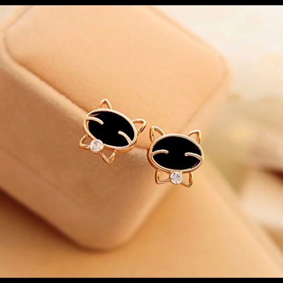 Beautiful Gold black Cat earrings - Picture 4 of 5